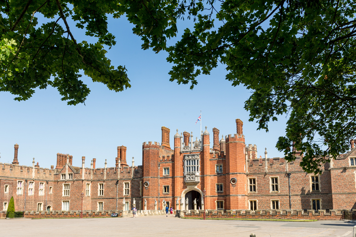 Hampton Court Palace image