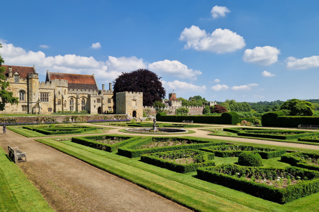 Penshurst place gardens